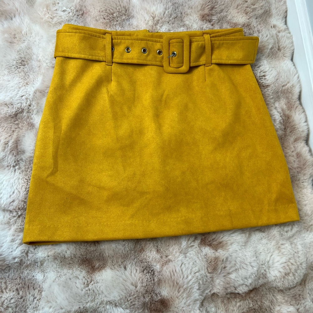 Elegant Mustard Yellow Skirt